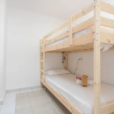 Surf-check House - 3 Min Walking To The Apartment